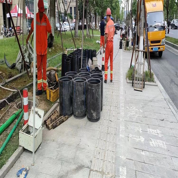 申扎管道短管置换修复